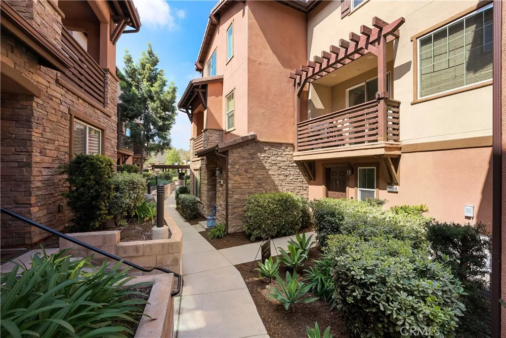 https://cdn.realtyfeed.com/cdn/127/306656875/ff25a14b058b60a1945cfcdb0880f20f.webp