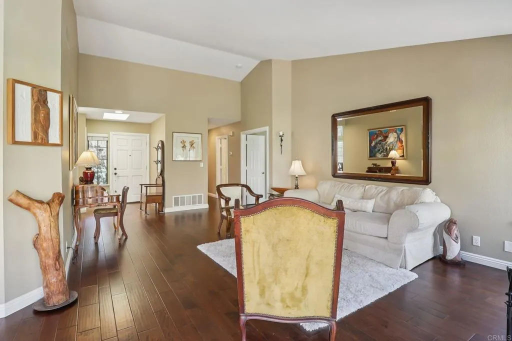 https://cdn.realtyfeed.com/cdn/127/306656890/85113cdd5a467c825ea548ee8b8afe19.webp