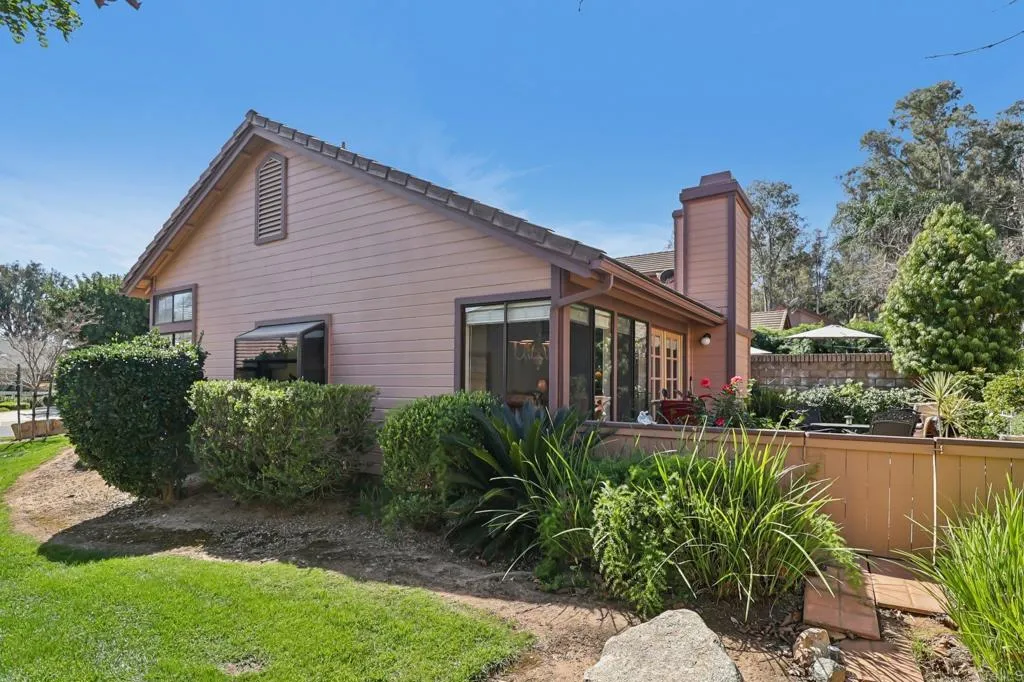https://cdn.realtyfeed.com/cdn/127/306656890/ab4f612be4ed35b26ab538546e09e39f.webp