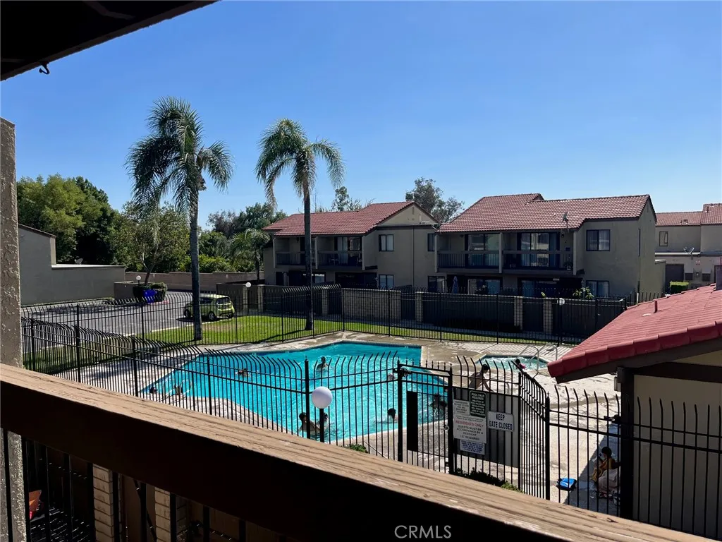 Fontana, CA 92335