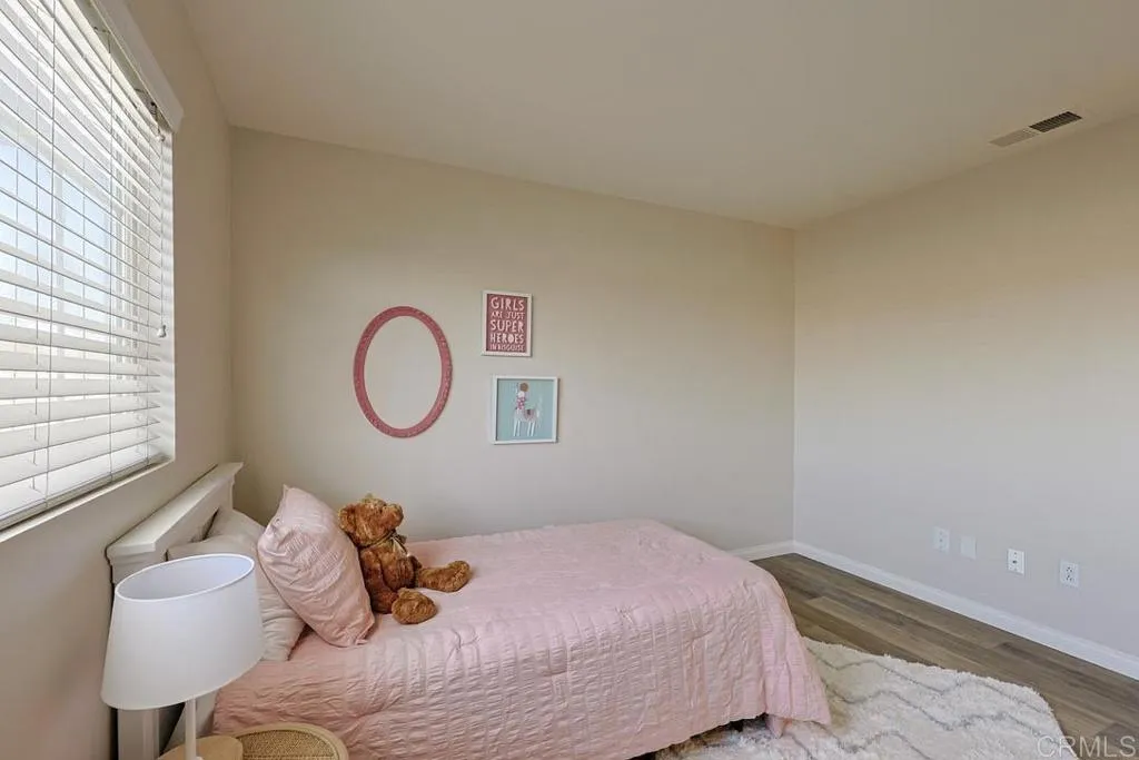https://cdn.realtyfeed.com/cdn/127/306656913/e19e84499c3b8c0b67827f92fb1aa236.webp
