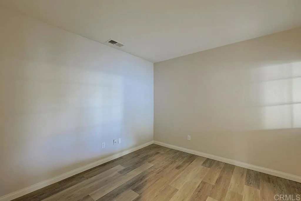 https://cdn.realtyfeed.com/cdn/127/306656913/f60af048f20c736a799acac231cc47e2.webp