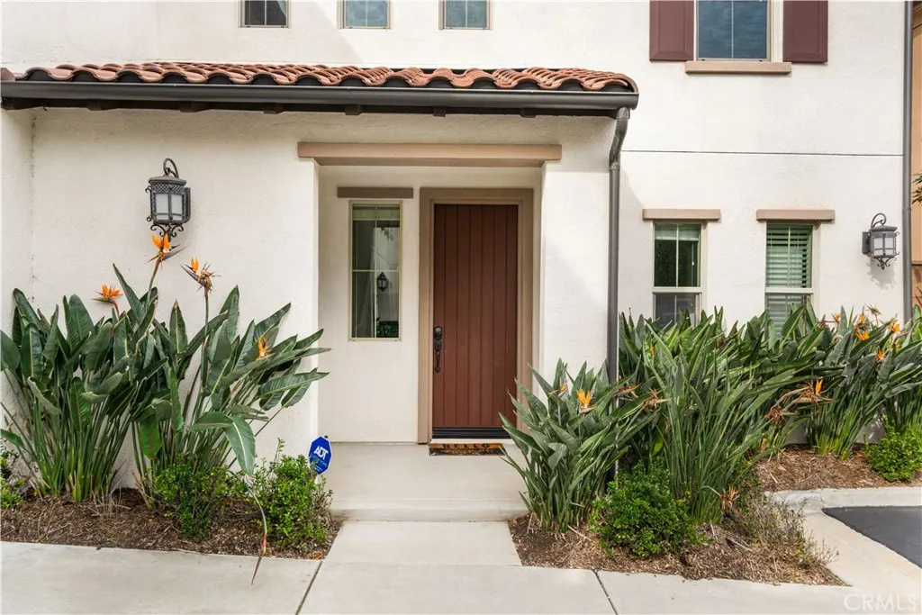 102 Yellow Pine, Irvine, CA 92618 - Photo 4 of 47, Irvine, CA