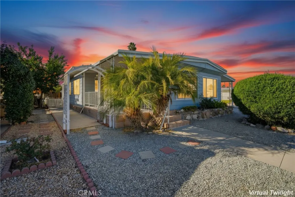 Hemet, CA 92543