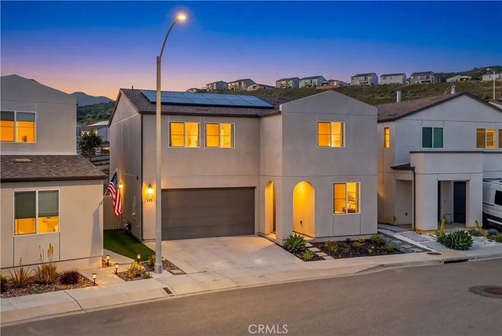 https://cdn.realtyfeed.com/cdn/127/306657003/0c0866c21543cd57dd9d963391f77aa7.webp