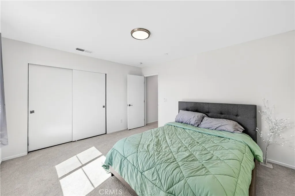 https://cdn.realtyfeed.com/cdn/127/306657003/14a35eebd4e2007633998b91cb03a208.webp