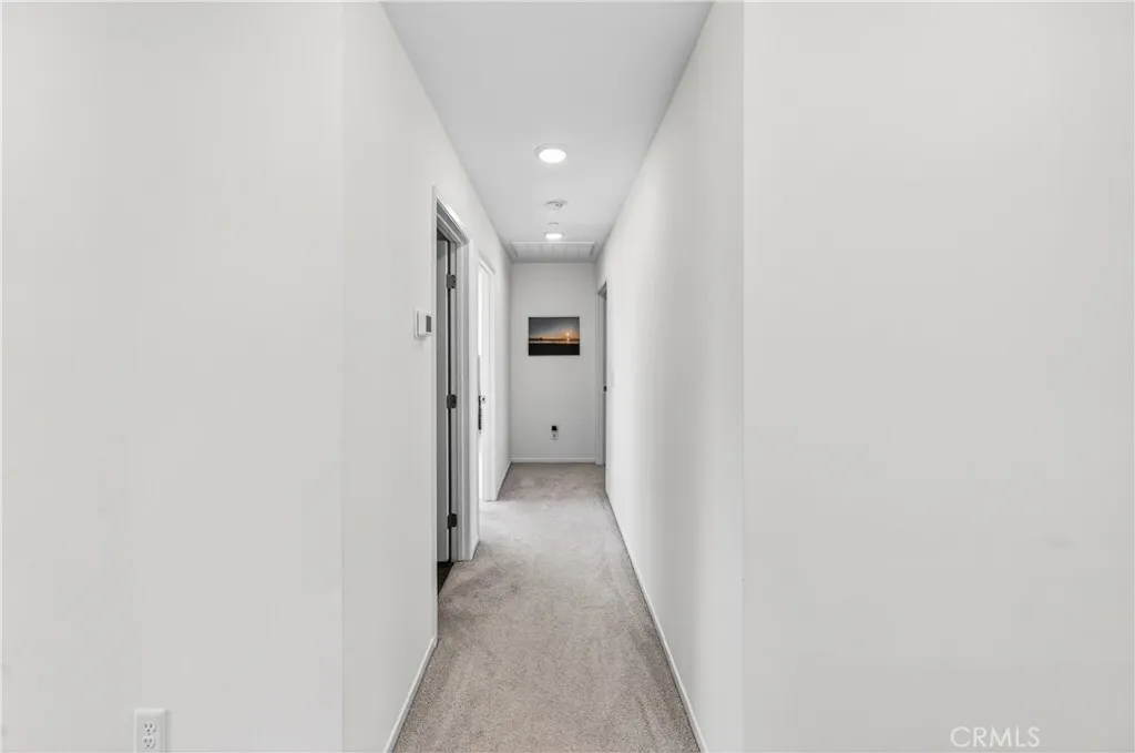 https://cdn.realtyfeed.com/cdn/127/306657003/27596d58c7365845d9655d0e31454225.webp