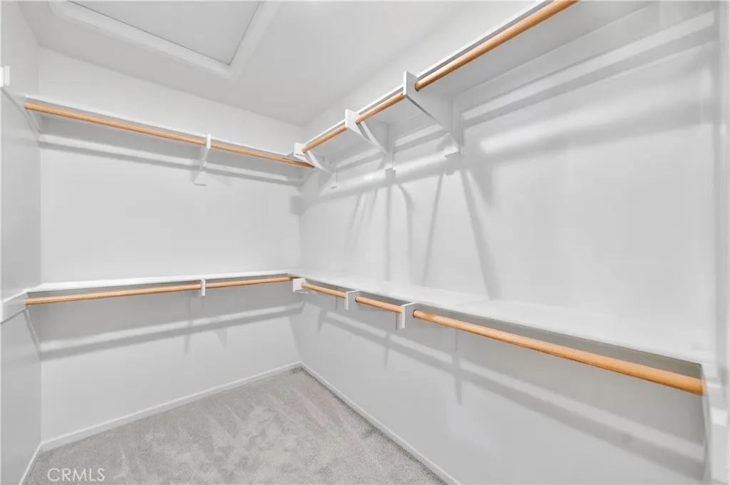 https://cdn.realtyfeed.com/cdn/127/306657003/297aaa05c493a97272ab52a09ae7f7f3.webp