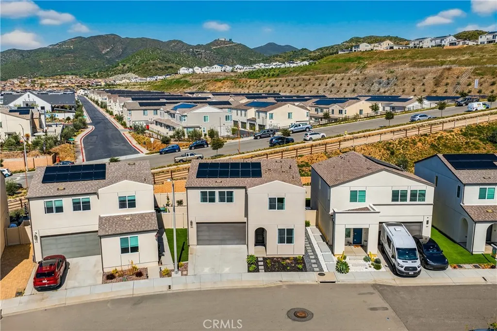 https://cdn.realtyfeed.com/cdn/127/306657003/50f1ef87420f6f73e4828c111368dbcc.webp