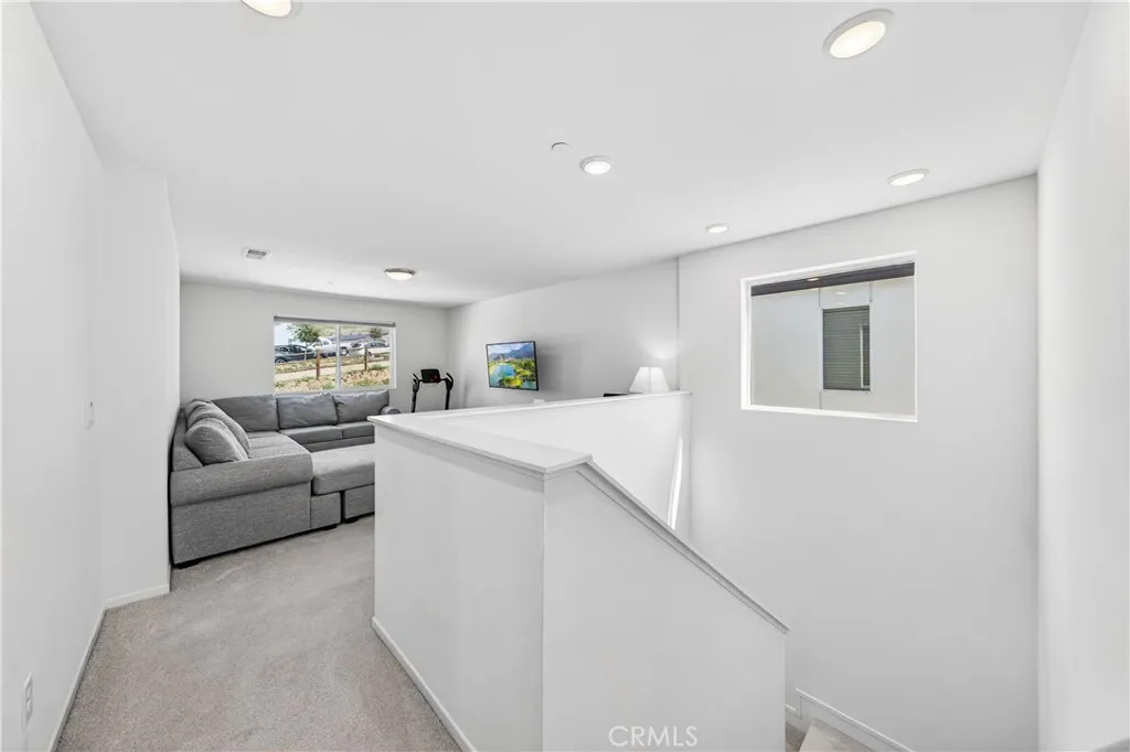 https://cdn.realtyfeed.com/cdn/127/306657003/615dbb119e651611562a0b8c863729f0.webp