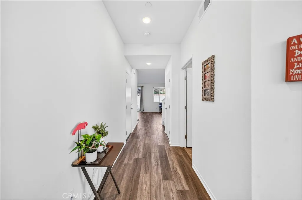 https://cdn.realtyfeed.com/cdn/127/306657003/64a62876fc5d98bc675dbe89381f1576.webp