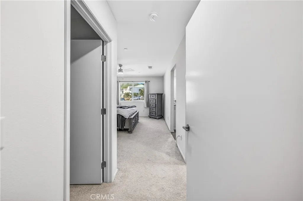 https://cdn.realtyfeed.com/cdn/127/306657003/7de63093a092fc0a684315ba73e708b5.webp