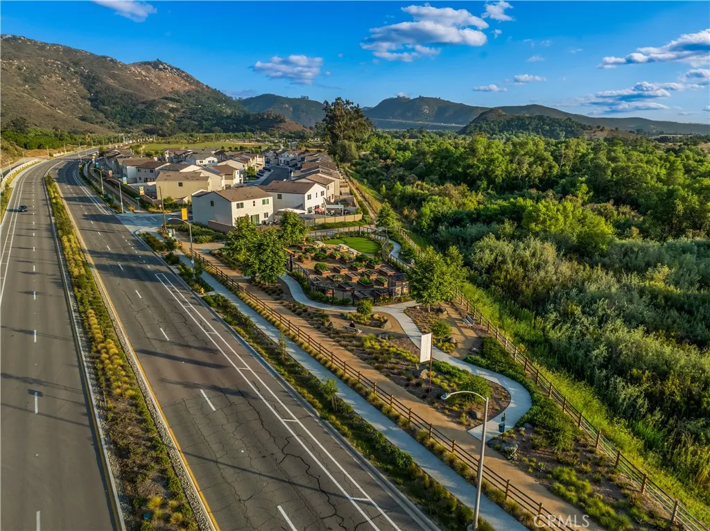 https://cdn.realtyfeed.com/cdn/127/306657003/b2c125e6b8bd08d80e6c7fc37d004875.webp