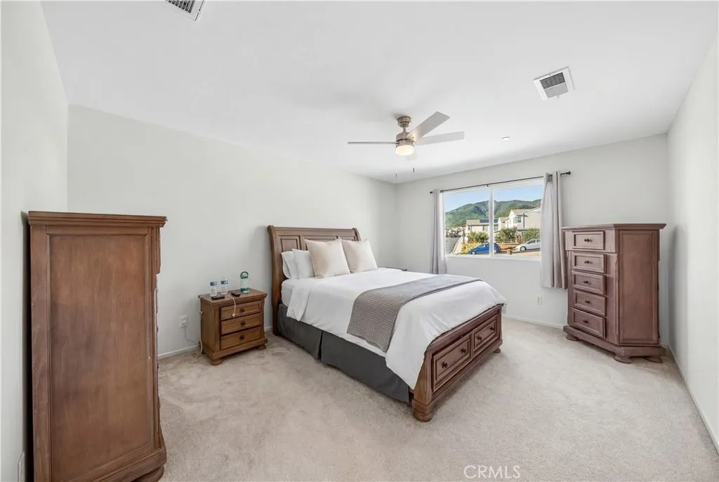 https://cdn.realtyfeed.com/cdn/127/306657003/dc041e56b095681b13777017b08e75cb.webp