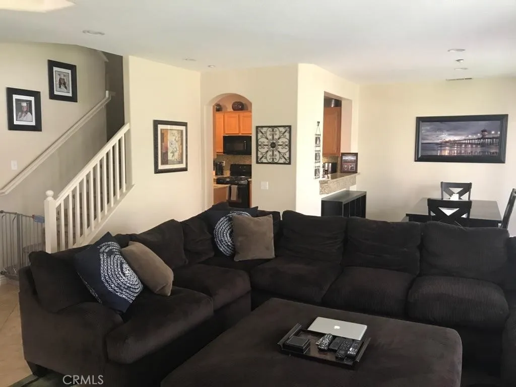 143 Autumn Leaf, Mission Viejo, CA 92692 - Photo 2 of 5, Mission Viejo, CA