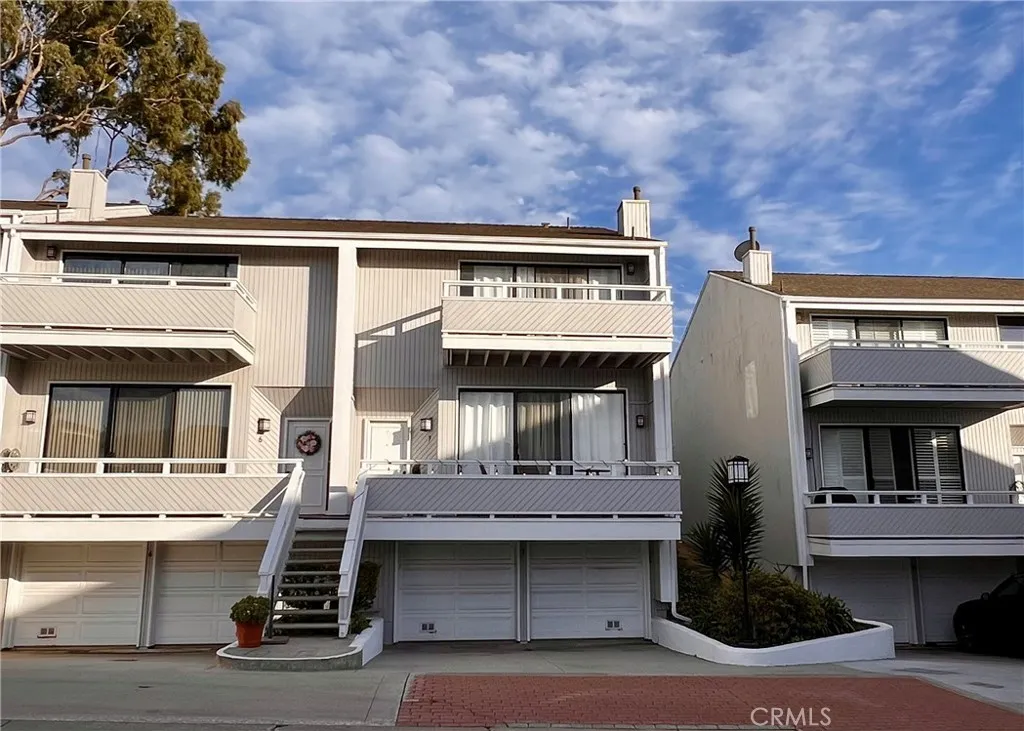 Newport Beach, CA 92663