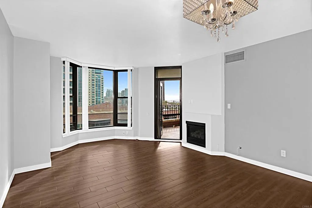 https://cdn.realtyfeed.com/cdn/127/306657067/12deeb93c0ad6ee654757265265389e4.webp