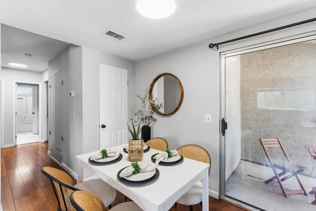 Photo #8: NDP2602029 Listing: Photo #8