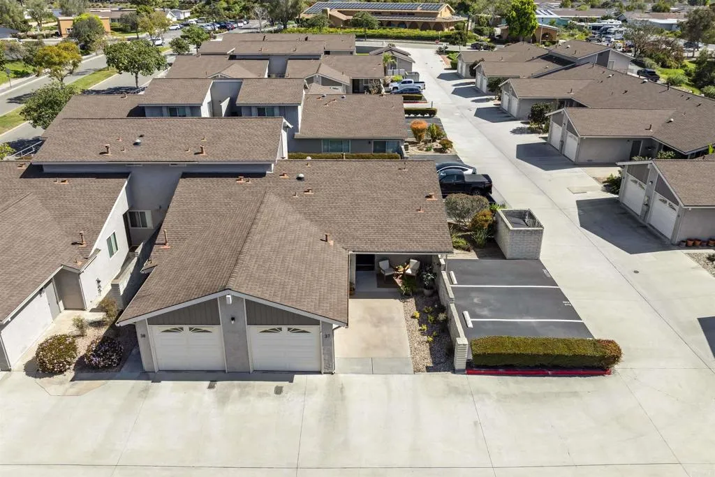 https://cdn.realtyfeed.com/cdn/127/306657131/4802bde5bc5fdd4027595ad8691d4def.webp