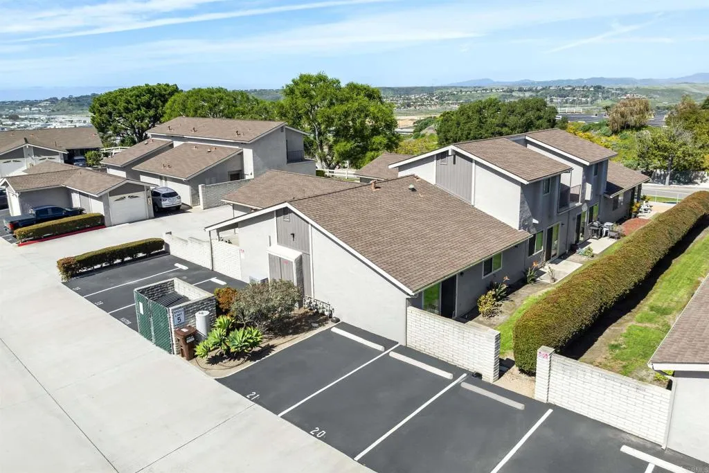 https://cdn.realtyfeed.com/cdn/127/306657131/5f747ec27ee850ce229b32325818949b.webp