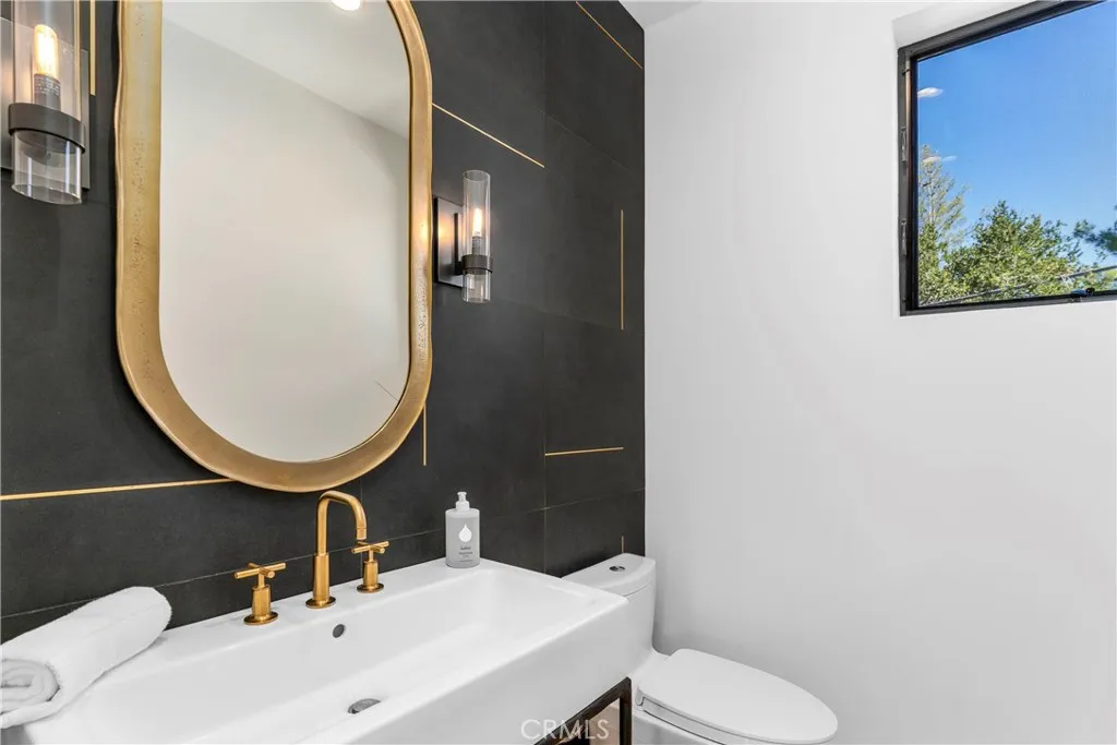 717 Latigo Canyon Road, Malibu, CA, 90265