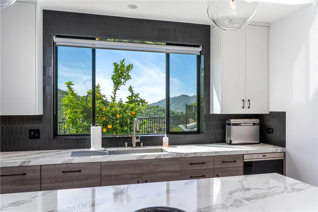 717 Latigo Canyon Road, Malibu, CA, 90265
