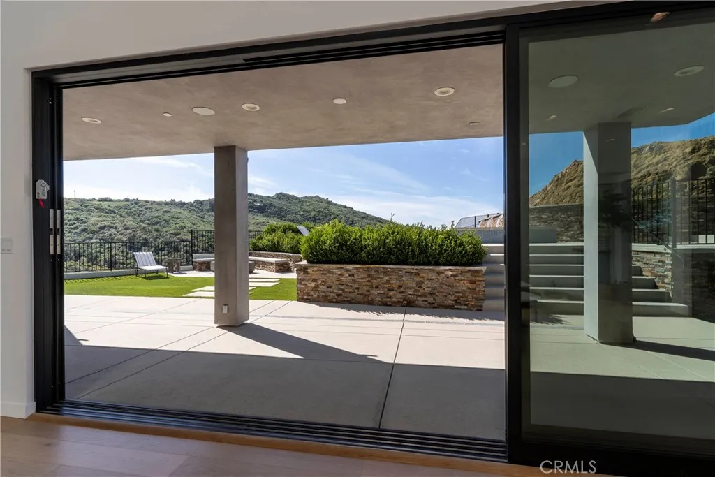 717 Latigo Canyon Road, Malibu, CA, 90265