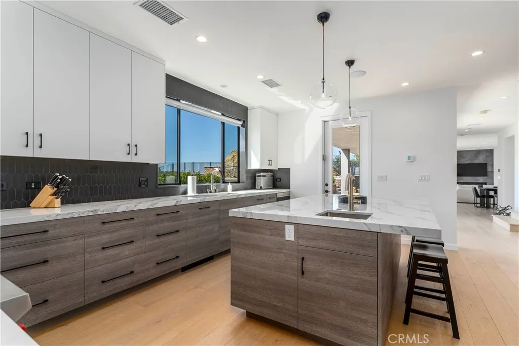717 Latigo Canyon Road, Malibu, CA, 90265