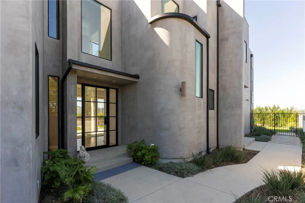 717 Latigo Canyon Road, Malibu, CA, 90265