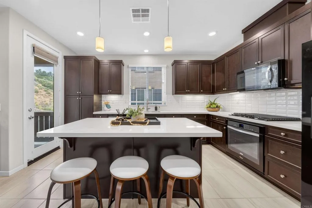 387 Mission Villas Road, San Marcos, CA, 92069