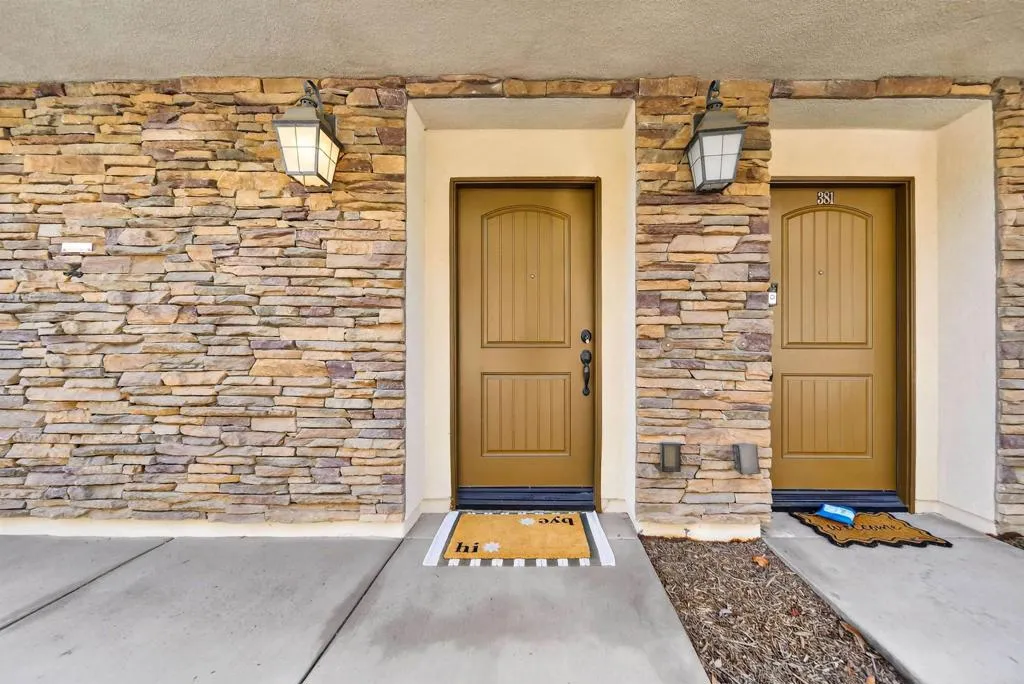 387 Mission Villas Road, San Marcos, CA, 92069