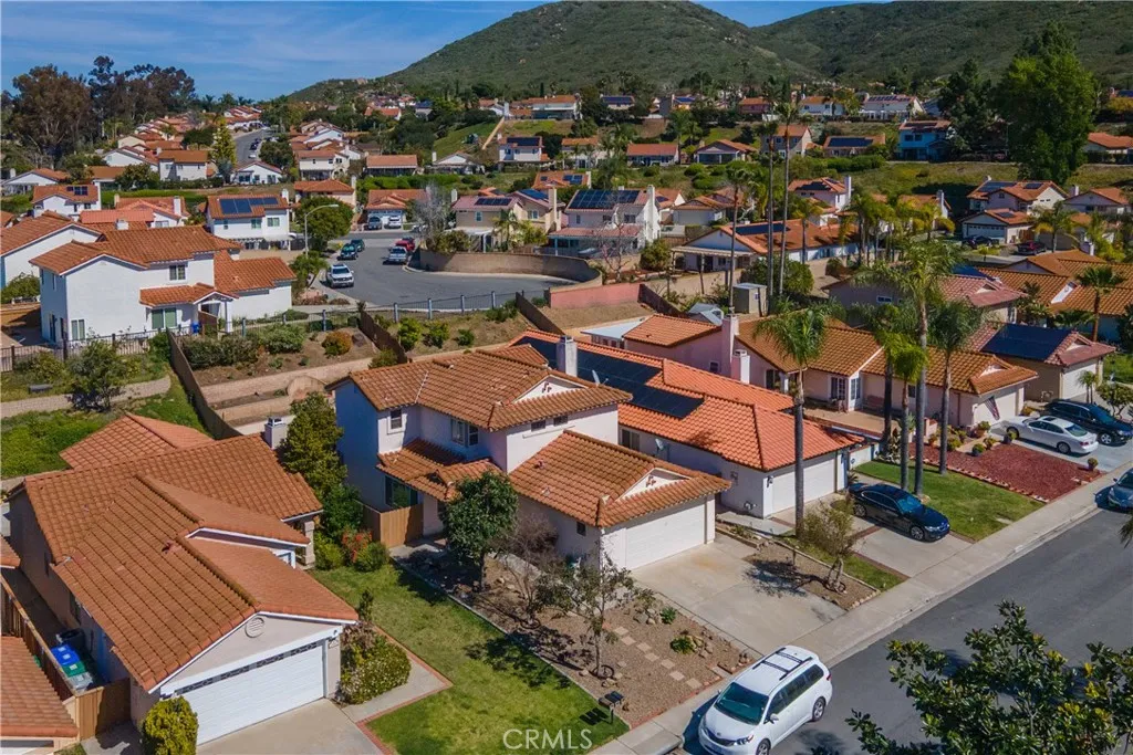https://cdn.realtyfeed.com/cdn/127/306657197/18ebb30ef0951828fa0fecc405aa1092.webp