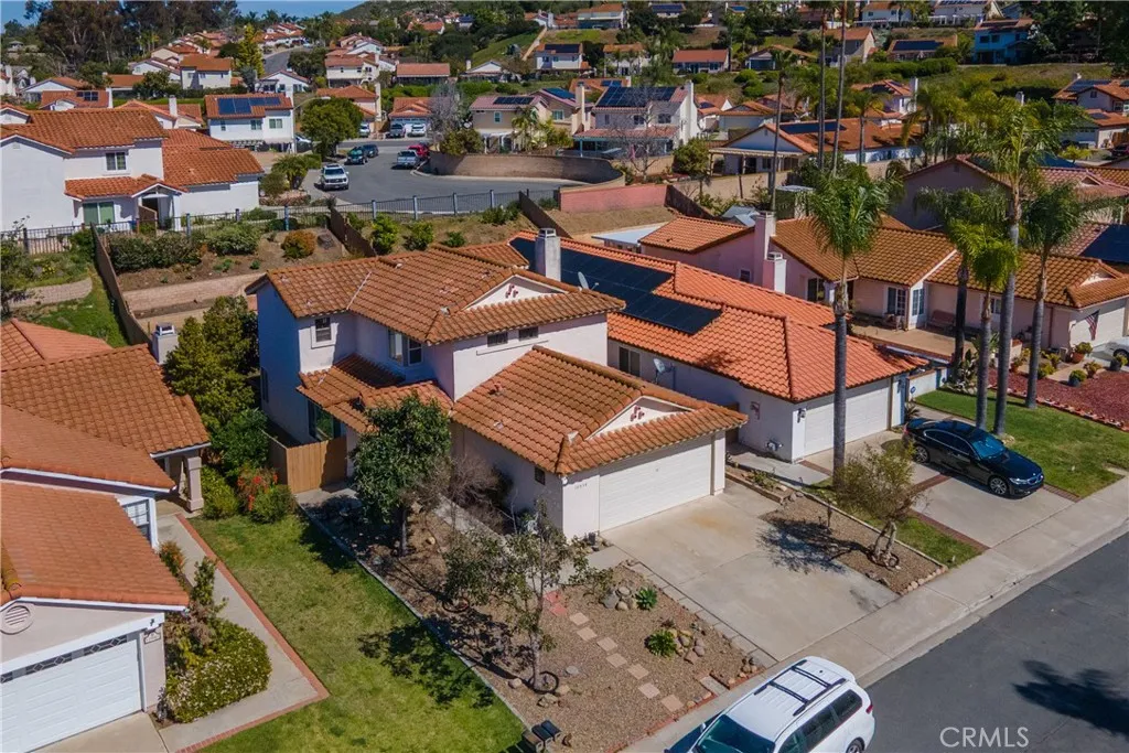 https://cdn.realtyfeed.com/cdn/127/306657197/65c2a513cb9ca44e88b0651b2869bb6f.webp