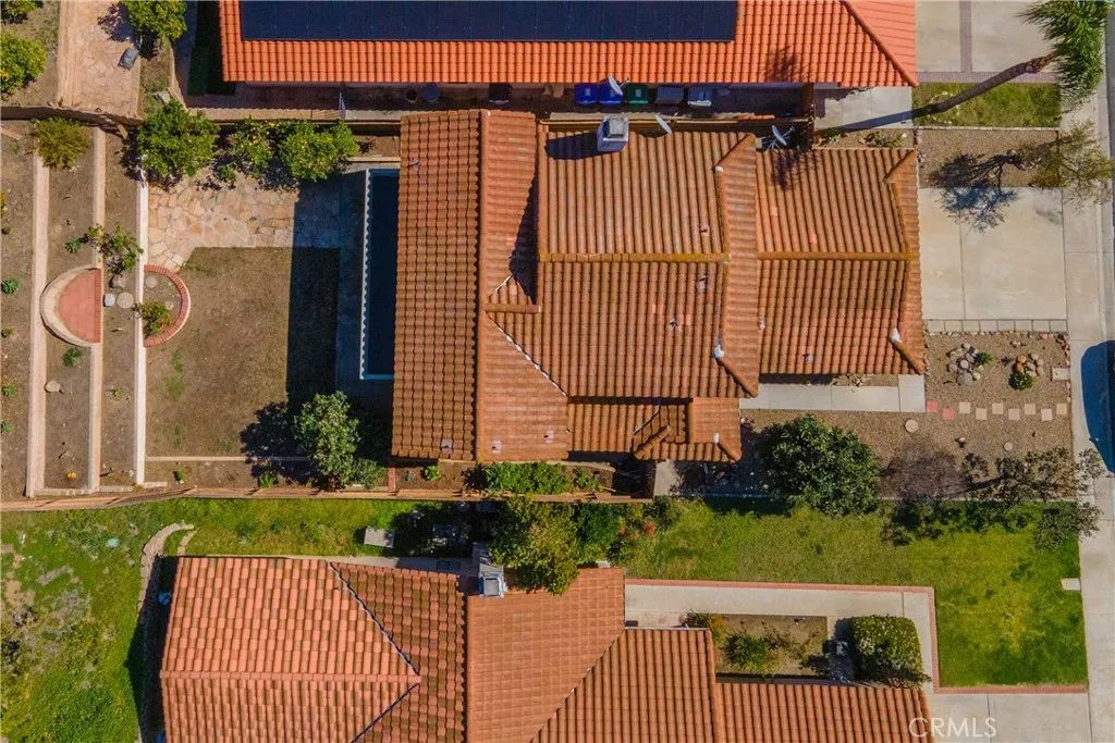 https://cdn.realtyfeed.com/cdn/127/306657197/abf82f8317f4575fa65f39db392da861.webp