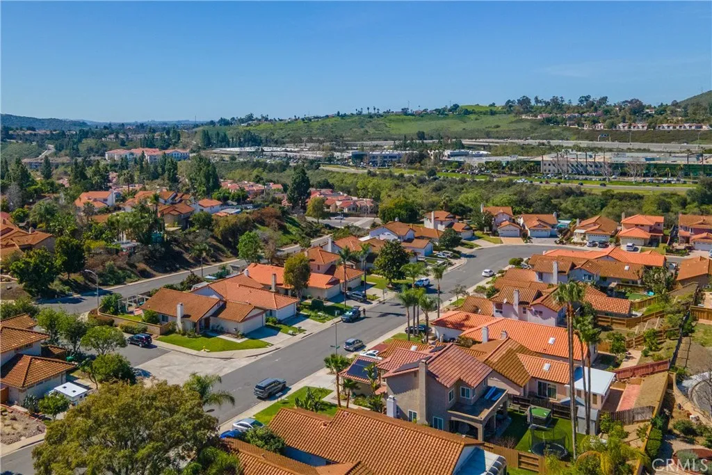 https://cdn.realtyfeed.com/cdn/127/306657197/cbc4bb87e88e3bfe4a6c3cf1c3a29c64.webp