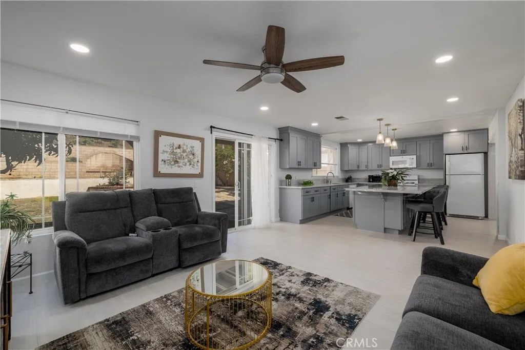 https://cdn.realtyfeed.com/cdn/127/306657197/dae8b899ca90652b35d81f8cbc1af387.webp