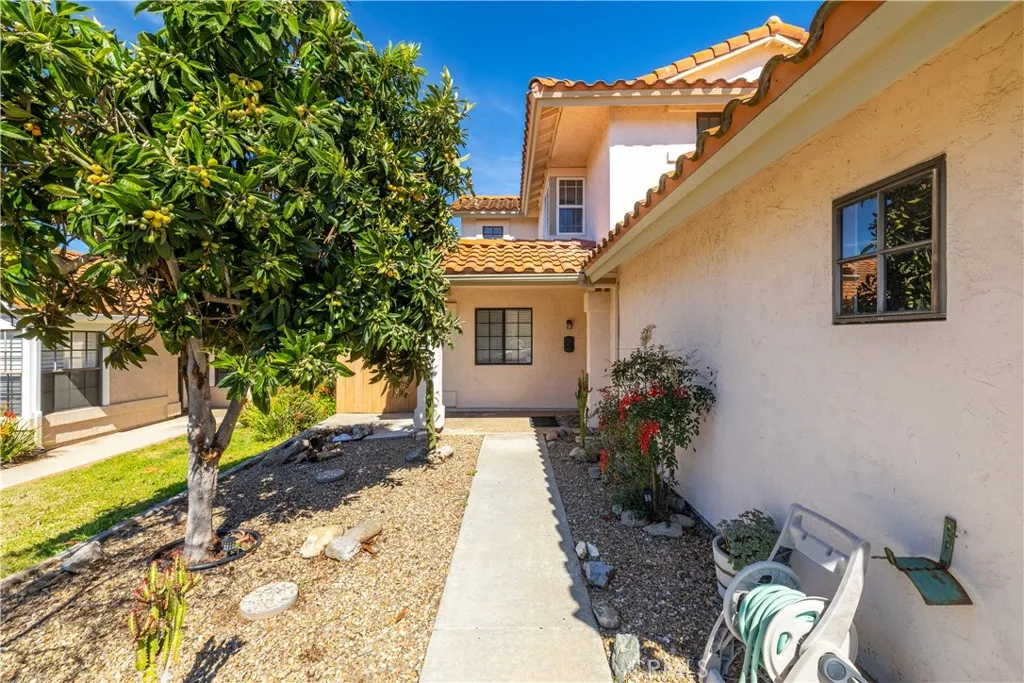 https://cdn.realtyfeed.com/cdn/127/306657197/eac4364a811142ec3c7ba0494a82d936.webp