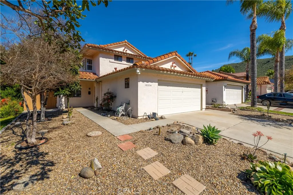 https://cdn.realtyfeed.com/cdn/127/306657197/ebbb4de07c1f538ef1a63f7583bc8820.webp
