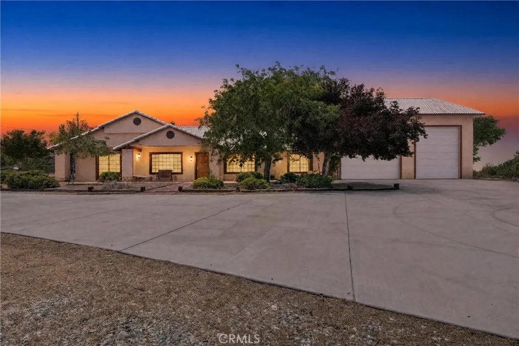Oak Hills, CA 92344