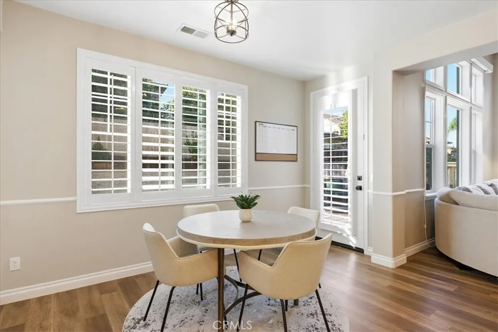 https://cdn.realtyfeed.com/cdn/127/306657390/e87a7ffedaf8393de696720295e33bc0.webp