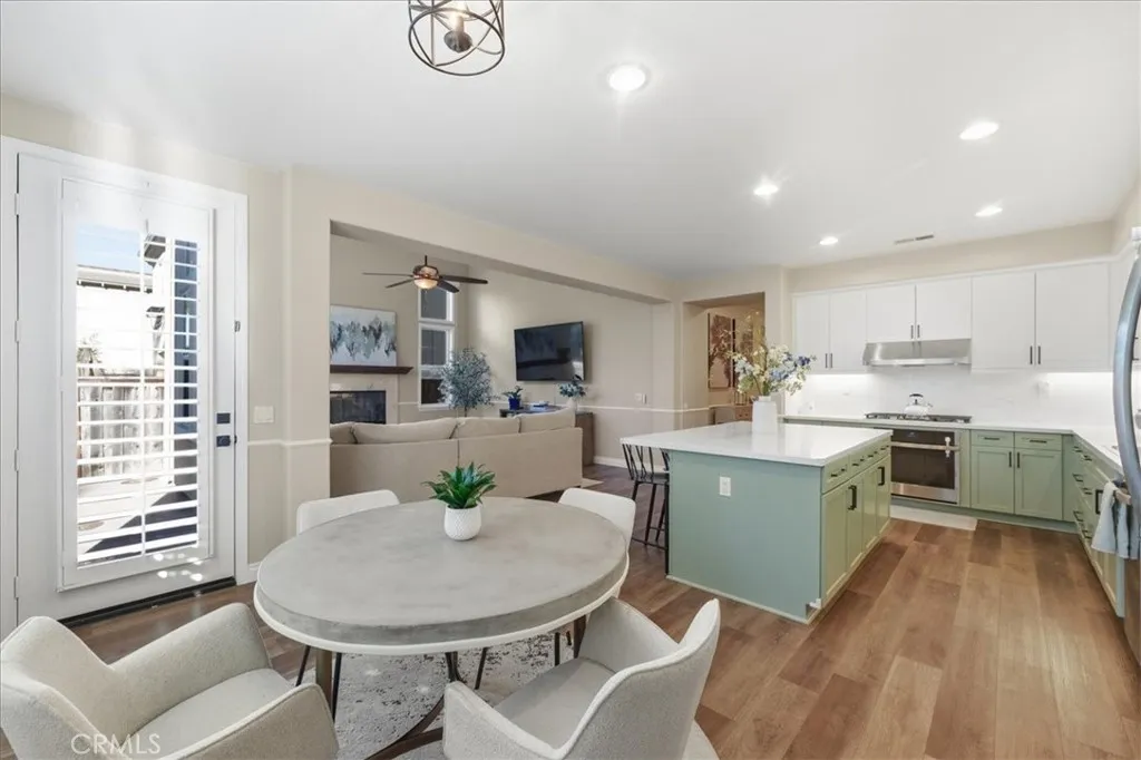 https://cdn.realtyfeed.com/cdn/127/306657390/f04c2a931d7b45147f81b63b11a2c700.webp