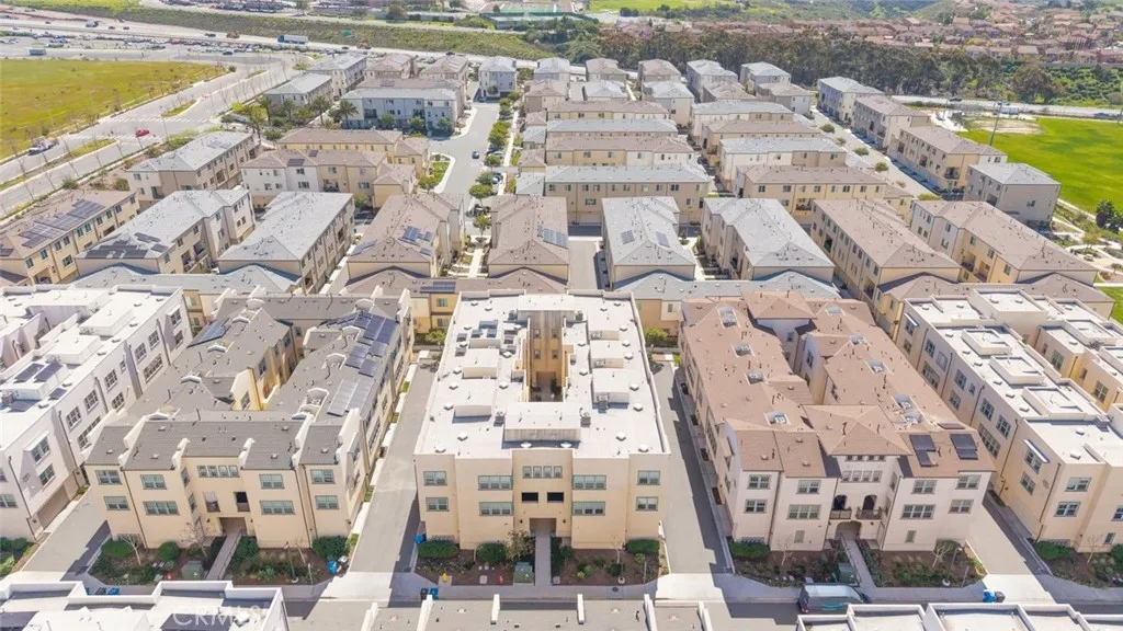 https://cdn.realtyfeed.com/cdn/127/306657468/1ecb71d8859e43bc12d527e62b0c9f19.webp