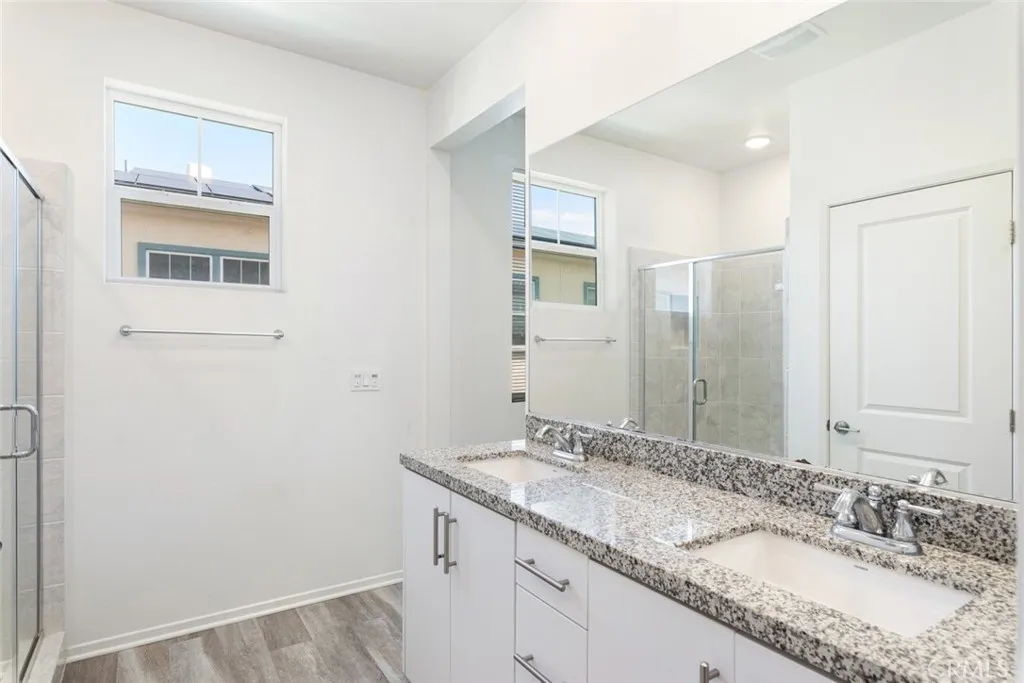 https://cdn.realtyfeed.com/cdn/127/306657468/5ac4977472ced2df565fa6da5a93349f.webp