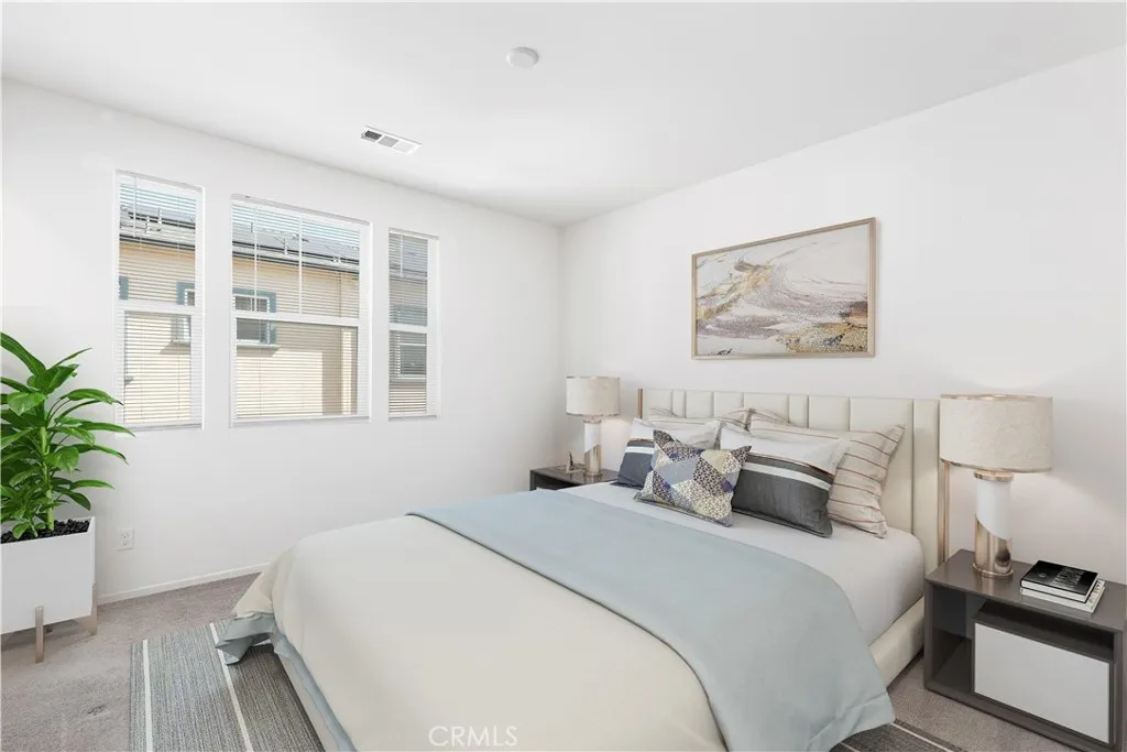 https://cdn.realtyfeed.com/cdn/127/306657468/990b3eb023304e42a80edd099f7f105f.webp