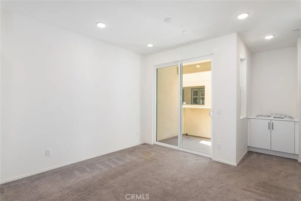 https://cdn.realtyfeed.com/cdn/127/306657468/a11ed5759ba633530a37a9c563f43daf.webp