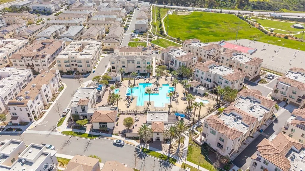 https://cdn.realtyfeed.com/cdn/127/306657468/ac95994fa1dbcdd84cb9293568f1c2fb.webp