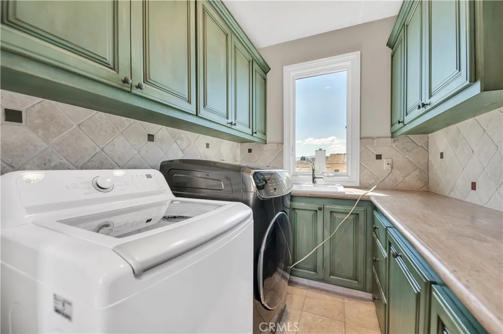 22166 San Joaquin Drive, Canyon Lake, CA, 92587
