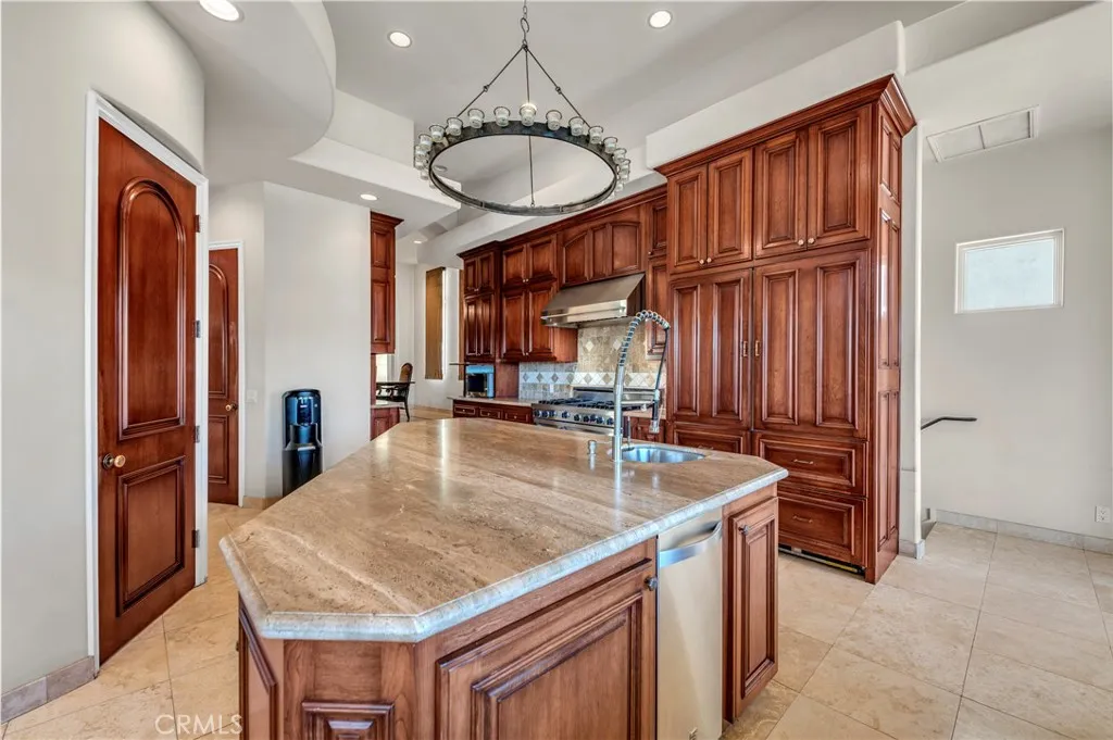 22166 San Joaquin Drive, Canyon Lake, CA, 92587