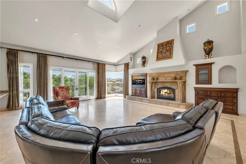22166 San Joaquin Drive, Canyon Lake, CA, 92587