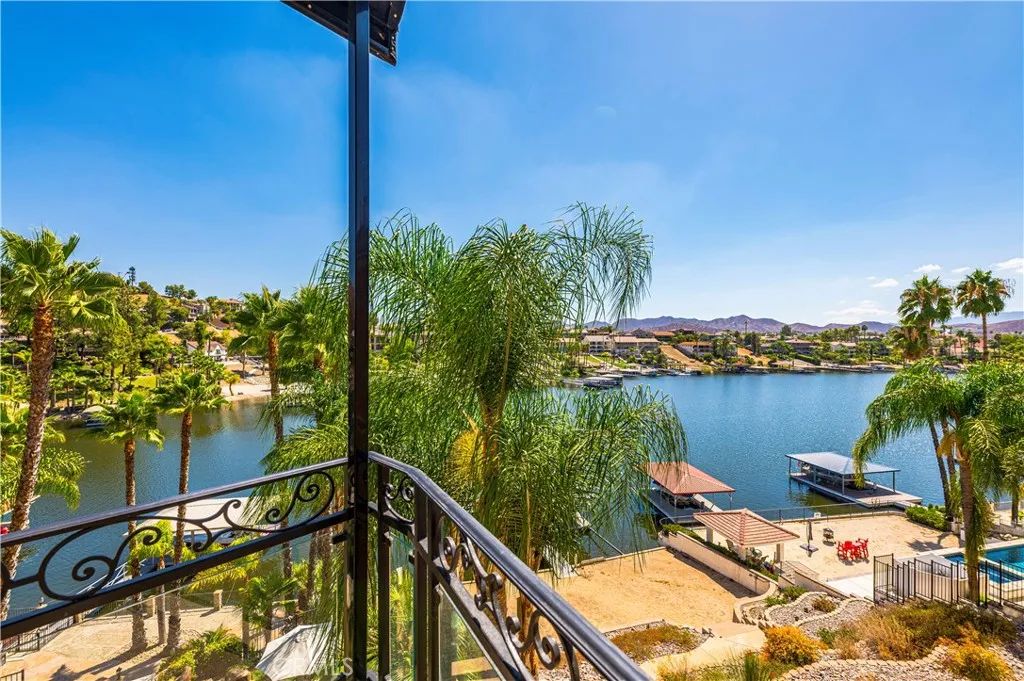 22166 San Joaquin Drive, Canyon Lake, CA, 92587
